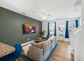 4118 Bunker Dr in Charlotte, NC - Building Photo