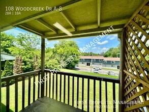 108 Woodcreek Dr in Rossville, GA - Building Photo - Building Photo