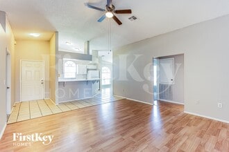 468 Emerald Cove Loop in Lakeland, FL - Building Photo - Building Photo