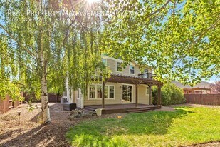 971 Longbow Ln in Bozeman, MT - Building Photo