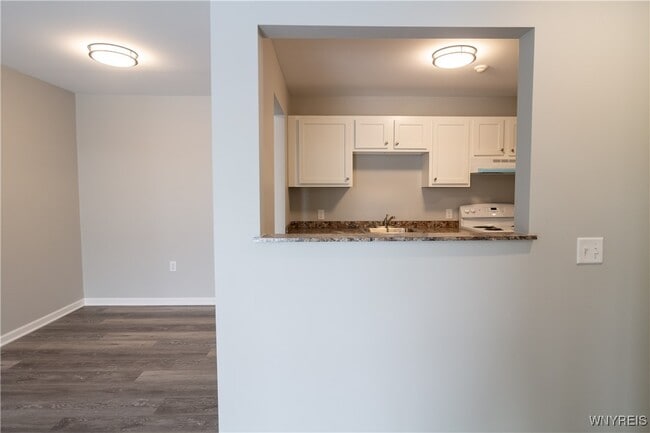 11 Robert Dr