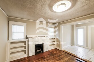 8214 8th Ave S in Birmingham, AL - Foto de edificio - Building Photo