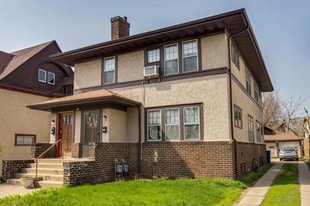 363 Case Ave E in St. Paul, MN - Building Photo