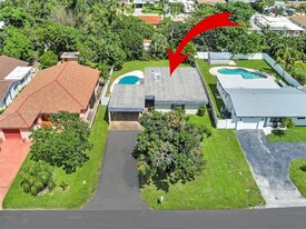 1281 SW 32nd St in Fort Lauderdale, FL - Building Photo