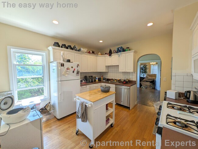 15 Paulina St in Somerville, MA - Building Photo - Building Photo