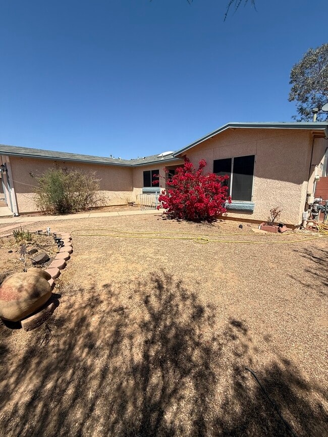 9811 E Stonehaven Way in Tucson, AZ - Building Photo - Building Photo