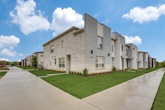 1770 Thornton Dr in Plano, TX - Building Photo - Building Photo