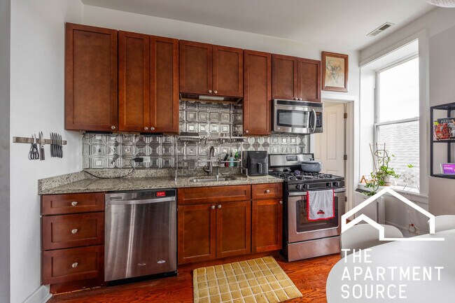1657 S Throop St in Chicago, IL - Building Photo - Building Photo