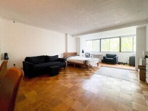 2 Hawthorne Pl in Boston, MA - Building Photo - Building Photo