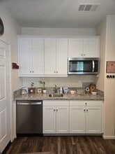 29902 Western Front Dr, Unit Casitas in Menifee, CA - Foto de edificio - Building Photo