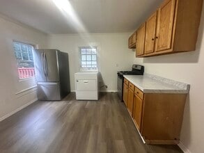 347 Shelton Ave in New Haven, CT - Building Photo - Building Photo