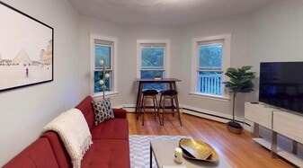 110 Greenbrier St in Boston, MA - Building Photo