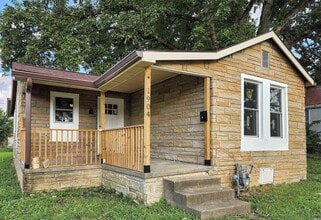 1904 S Kerth Ave in Evansville, IN - Building Photo - Building Photo