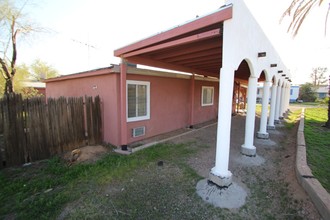 1325 W Cochise Dr in Phoenix, AZ - Building Photo - Building Photo