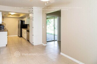 1436 Strada D Oro in Venice, FL - Foto de edificio - Building Photo