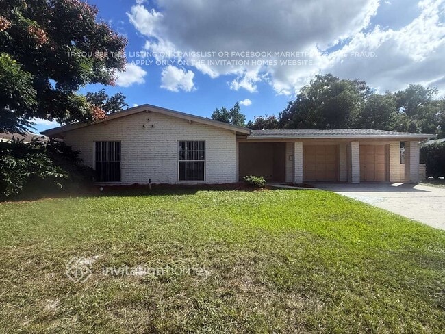 property at 2464 Carolton Rd