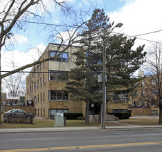 Edilou in Toronto, ON - Building Photo - Building Photo