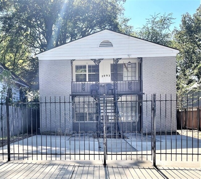 property at 2093 Jefferson Ave