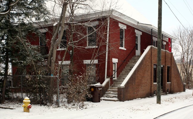 1621 Dewey Ave in Portsmouth, OH - Building Photo - Building Photo