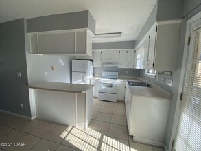 409 Venetian Way in Panama City, FL - Building Photo - Building Photo