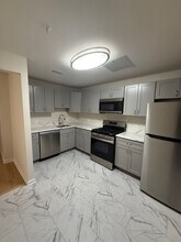 830 Quince Orchard Blvd in Gaithersburg, MD - Building Photo - Building Photo