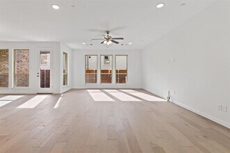 621 Somerset Dr in Lewisville, TX - Building Photo - Building Photo