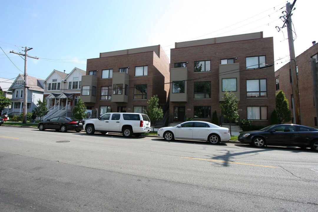 Cornerstone Condominiums in Evanston, IL - Foto de edificio