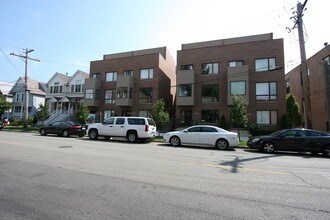 Cornerstone Condominiums in Evanston, IL - Building Photo - Building Photo