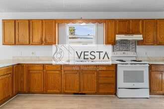 303 Tarheel Dr in Waynesville, NC - Building Photo - Building Photo