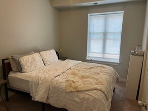 1468 E 69th St in Chicago, IL - Building Photo - Building Photo