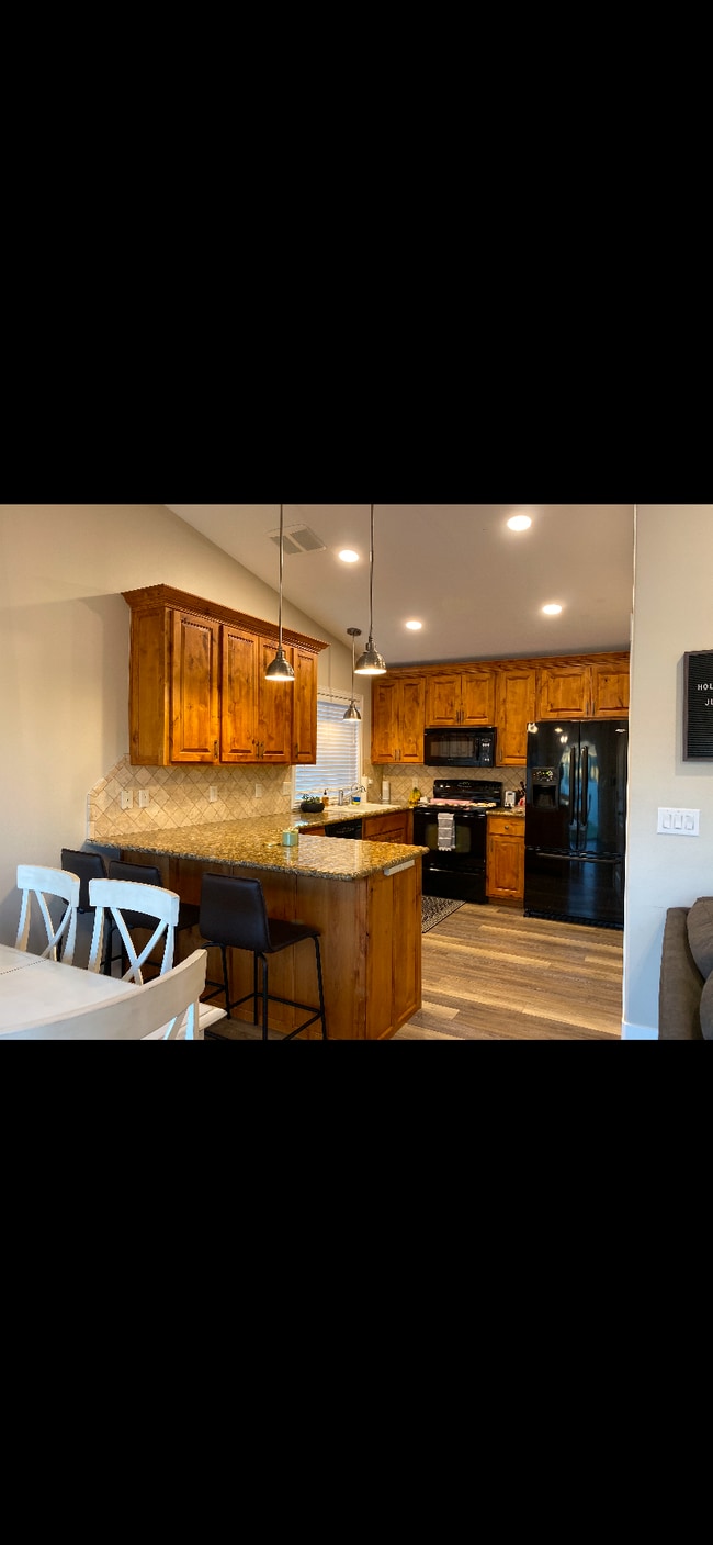 1775 Brookview Dr in Idaho Falls, ID - Foto de edificio - Building Photo