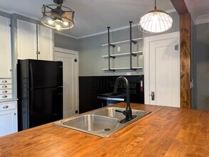 1817 Englewood Ave in St. Paul, MN - Building Photo - Building Photo