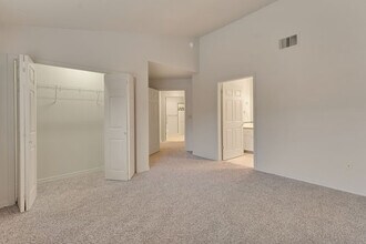 Courtland Place in Spokane Valley, WA - Building Photo - Building Photo