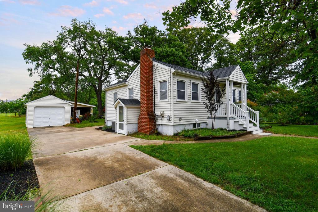 366 Baltimore Ave in Odenton, MD - Building Photo