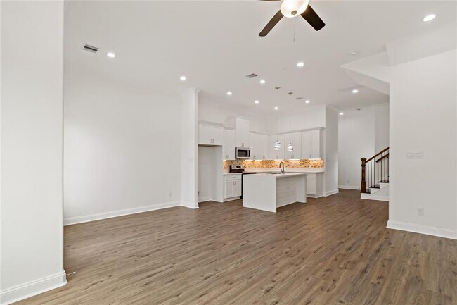 4619 Stassen St in Houston, TX - Building Photo - Building Photo