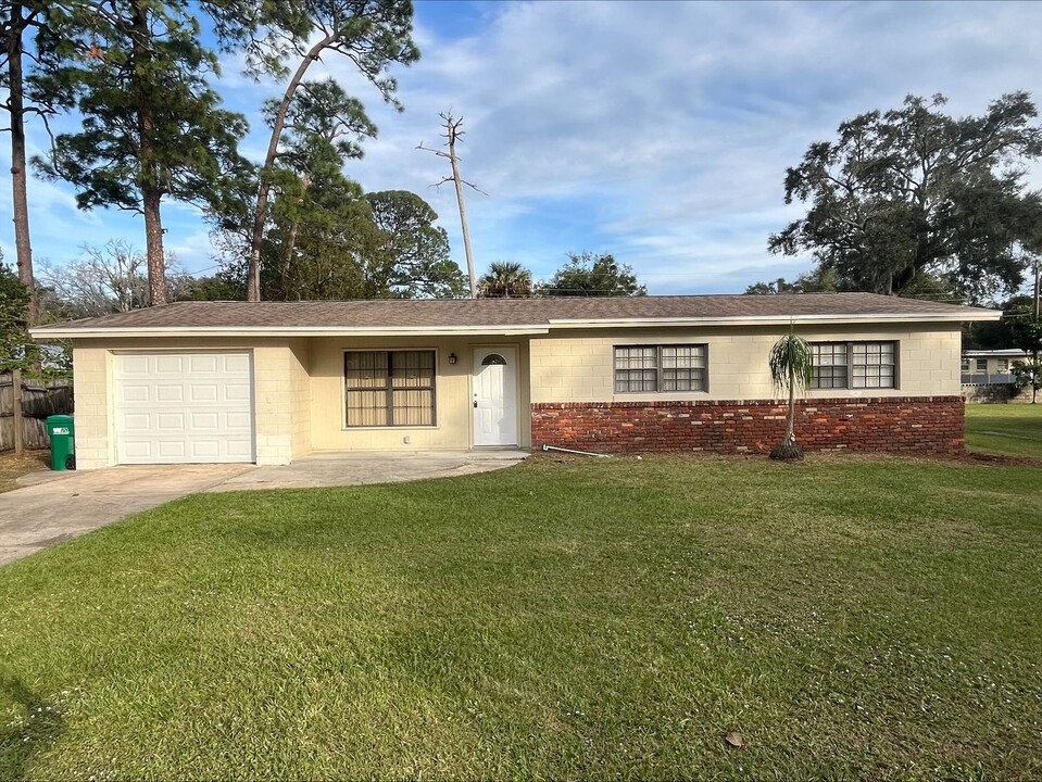 1165 Morse Ave in Titusville, FL - Building Photo