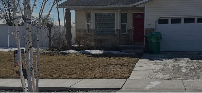 911 Sawtooth St in Pocatello, ID - Building Photo - Building Photo