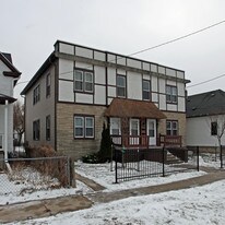 1917 61st St in Kenosha, WI - Building Photo