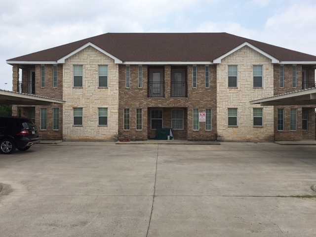 1606 Omni Ave, Unit C in Pharr, TX - Building Photo