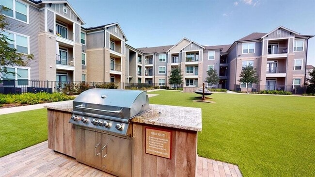 24002 Colonial Pkwy