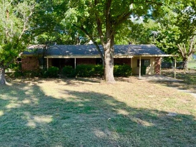 property at 317 Berryhill Dr