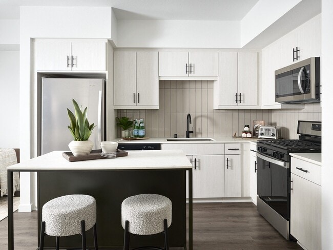 Blu Apartments in Laguna Niguel, CA - Building Photo - Building Photo