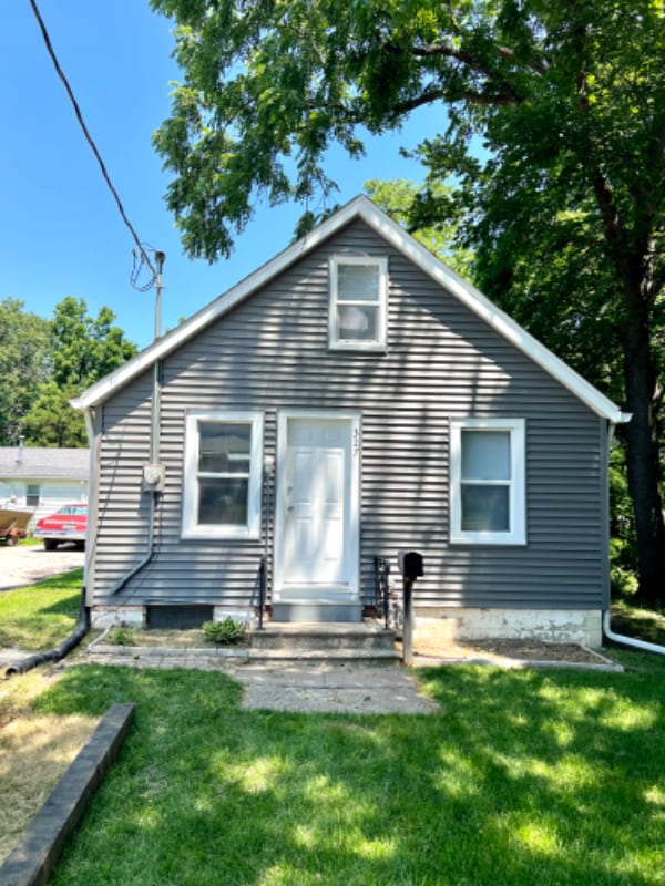 property at 327 28th Ave