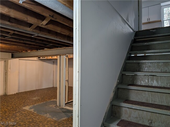 property at 1565 Chadwick Rd