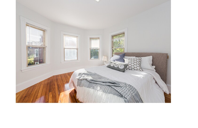10 Stone Pl, Unit 2 in Somerville, MA - Building Photo