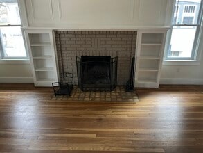 1624 Sherman St SE, Unit Lower in East Grand Rapids, MI - Building Photo - Building Photo