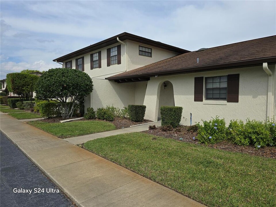937 Michigan Ave in St. Cloud, FL - Building Photo