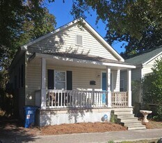 907 Dock St in Wilmington, NC - Building Photo