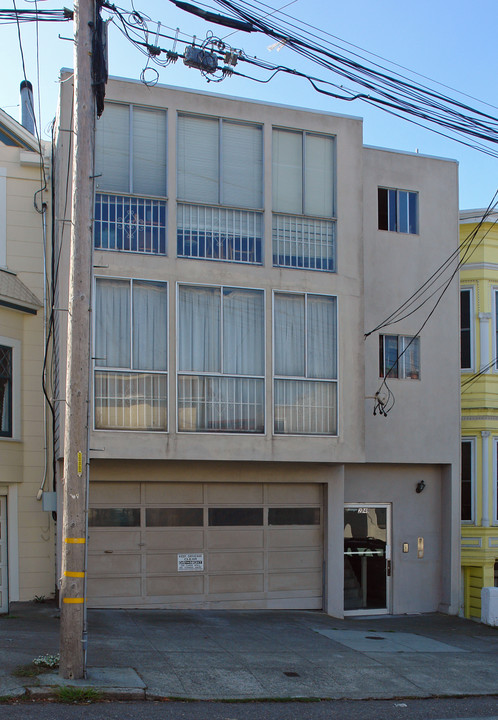 2749 Golden Gate Ave in San Francisco, CA - Building Photo