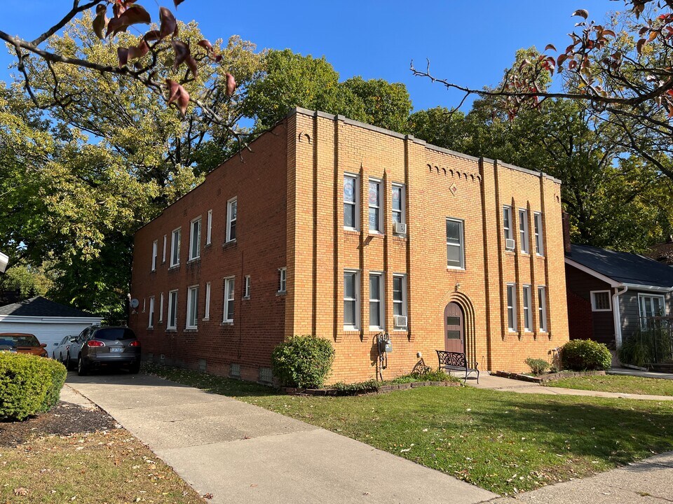 Withington Apartments in Ferndale, MI - Foto de edificio